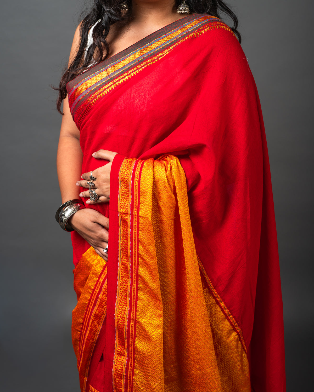 Khun Saree 05