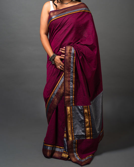 Khun Saree 01