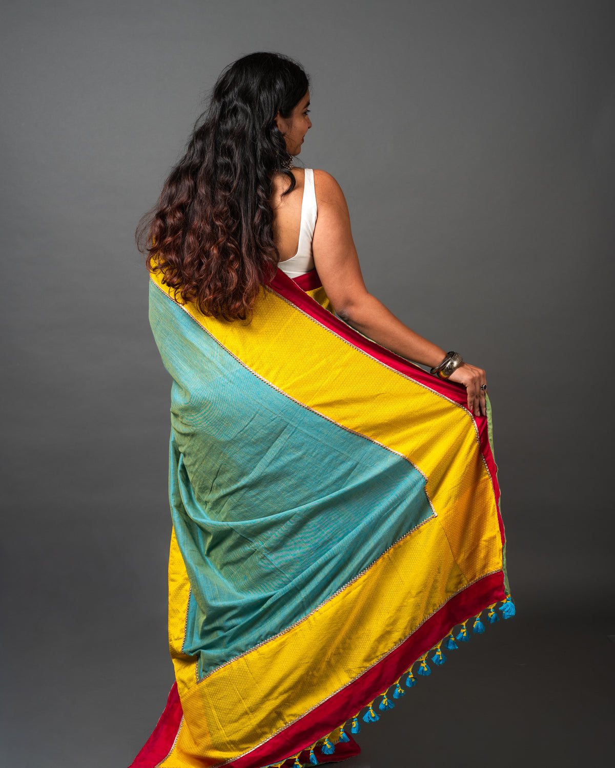 Khun Saree 02